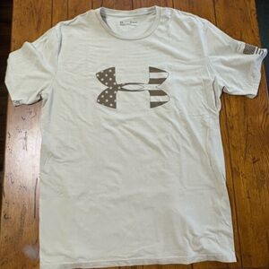 Under Armour Men's Beige T-Shirt